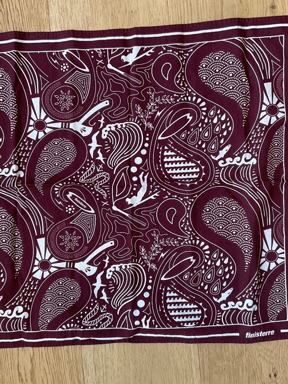 Finisterre printed handkerchief dark burgundy ecru NWOT organic cotton